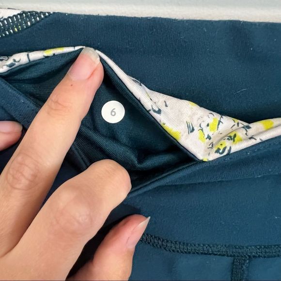 Lululemon Skinny Groove Pant Dark Teal - Picture 14 of 15